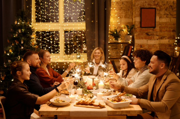 Alkoholfreie Pairings zum Weihnachtsmenü – Raclette, Fondue & Co. stilvoll begleiten